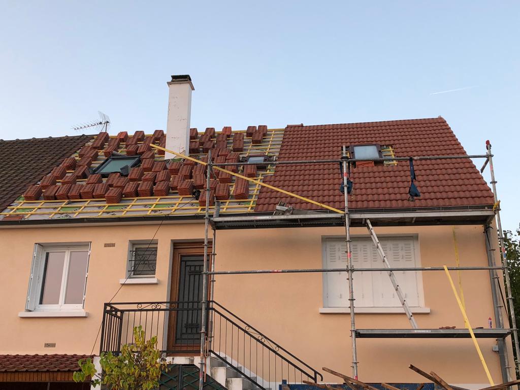 Remplacement complet toiture (zinc, bac acier, tuile, ardoise) - Entreprise Potier Eure-et-Loir